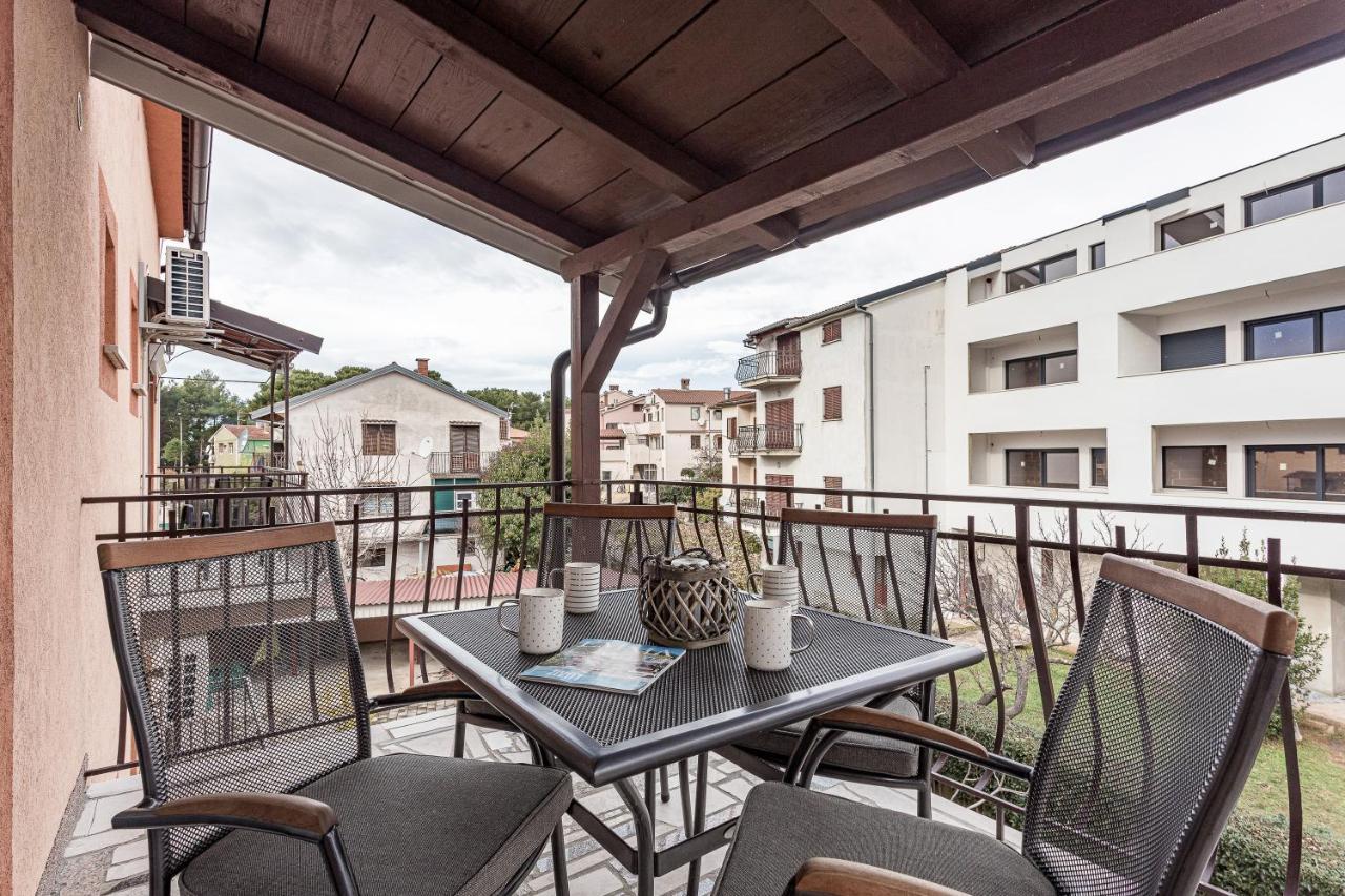 Luxury Apartments Gina Rovinj Exterior photo